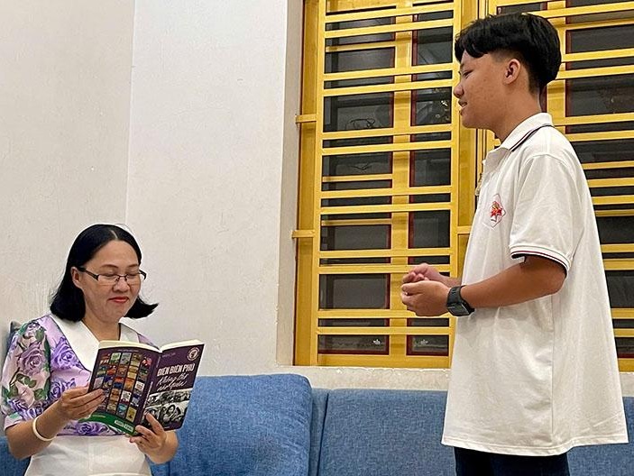 Chủ thể giáo dục con cái vị thành niên trong gia đình Hà Nội hiện nay