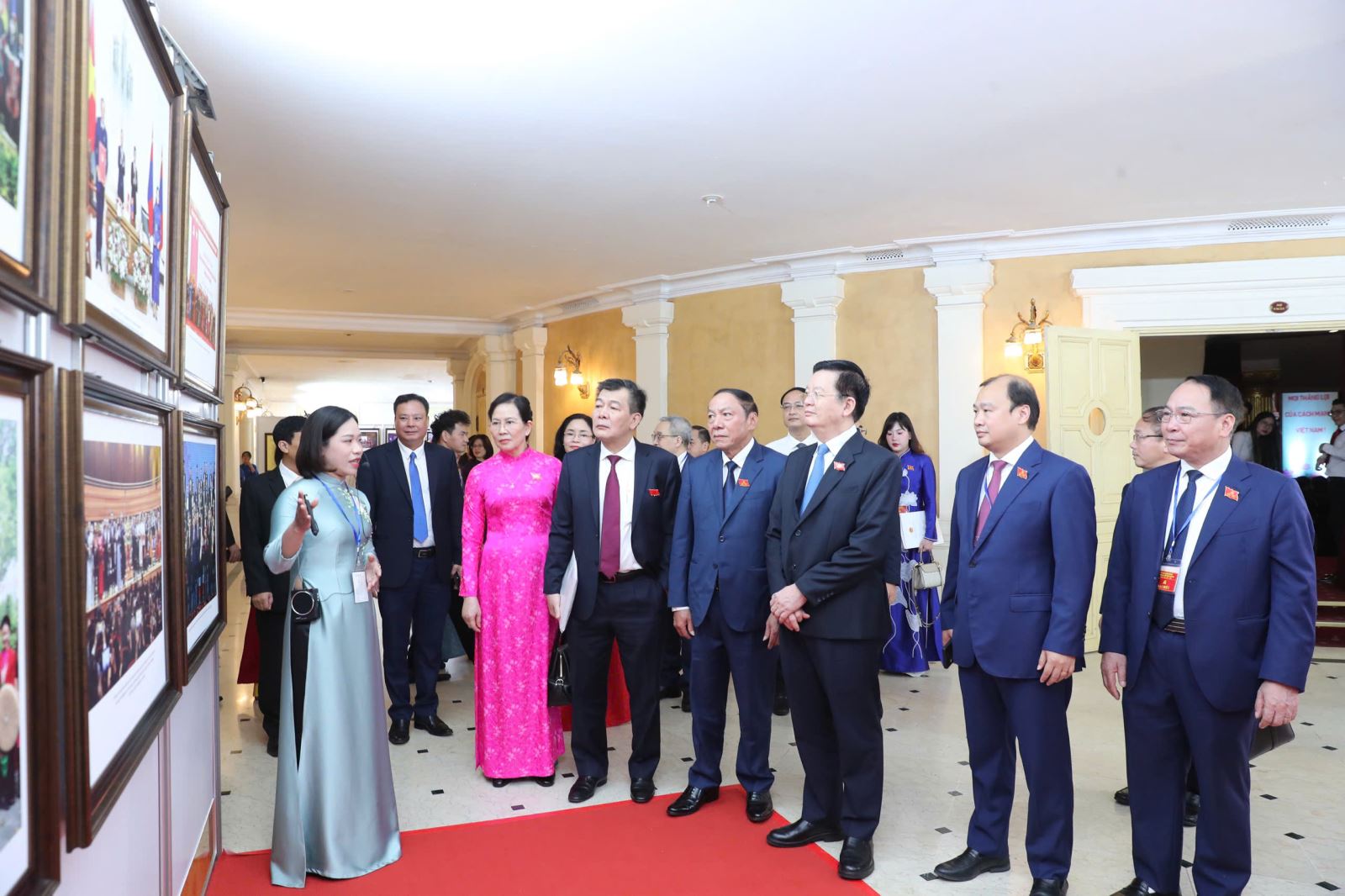 Triển lãm ảnh với chủ đề “Dấu ấn nhiệm kỳ - Vững nền tảng, vững niềm tin”