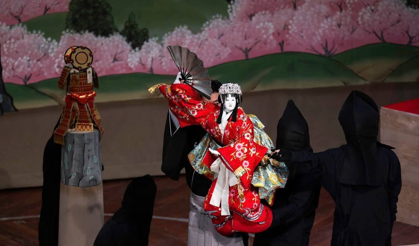 Bunraku- kịch rối truyền thống Nhật Bản biểu diễn tại Hà Nội