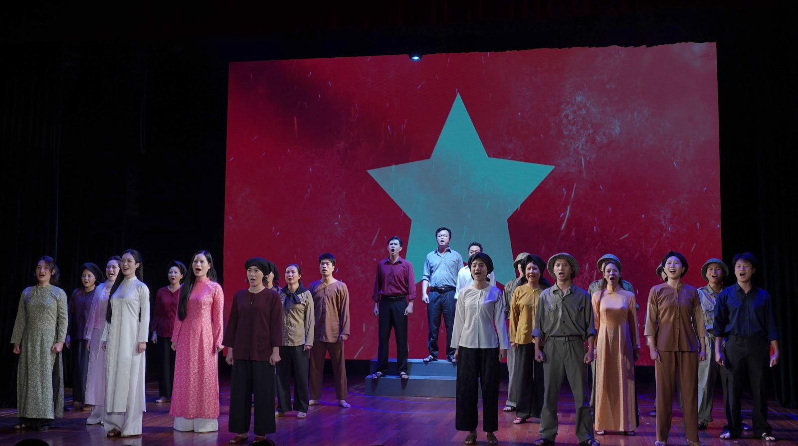Nhà hát Kịch Việt Nam khởi dựng hai chương trình nghệ thuật đặc biệt kỷ niệm 80 năm Cách mạng Tháng Tám và Quốc khánh 2-9