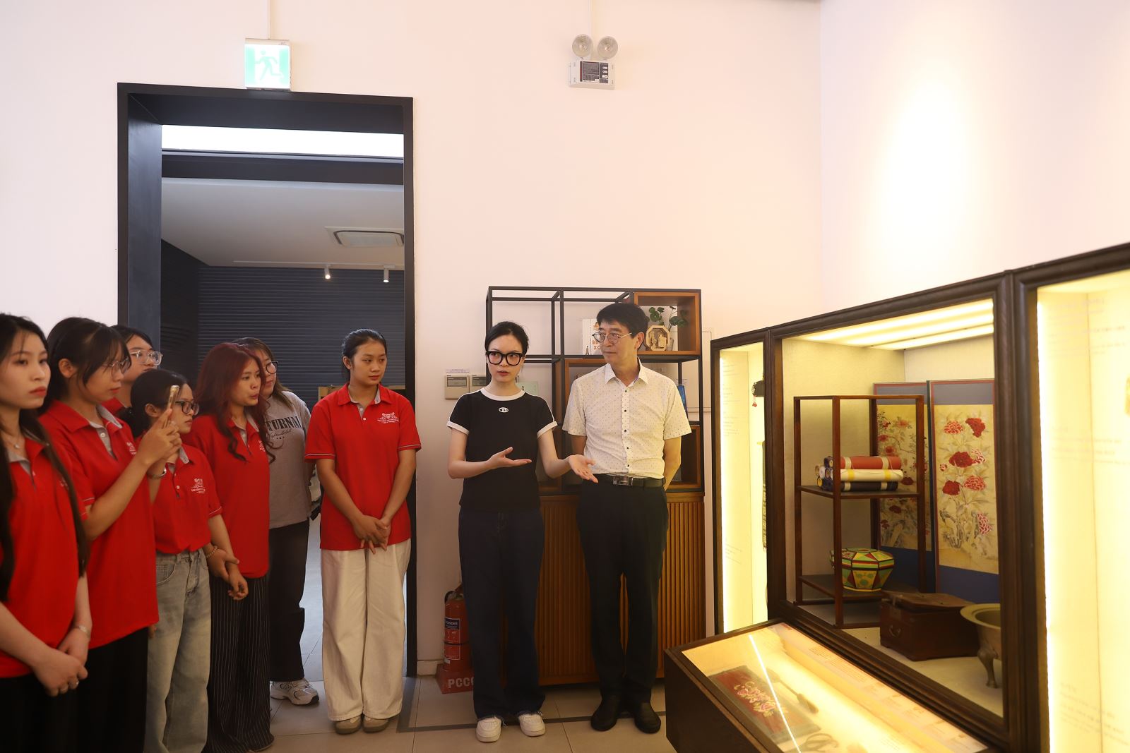 Khám phá văn hóa nhà ở Hàn Quốc - Từ Hanok cổ kính đến chung cư hiện đại