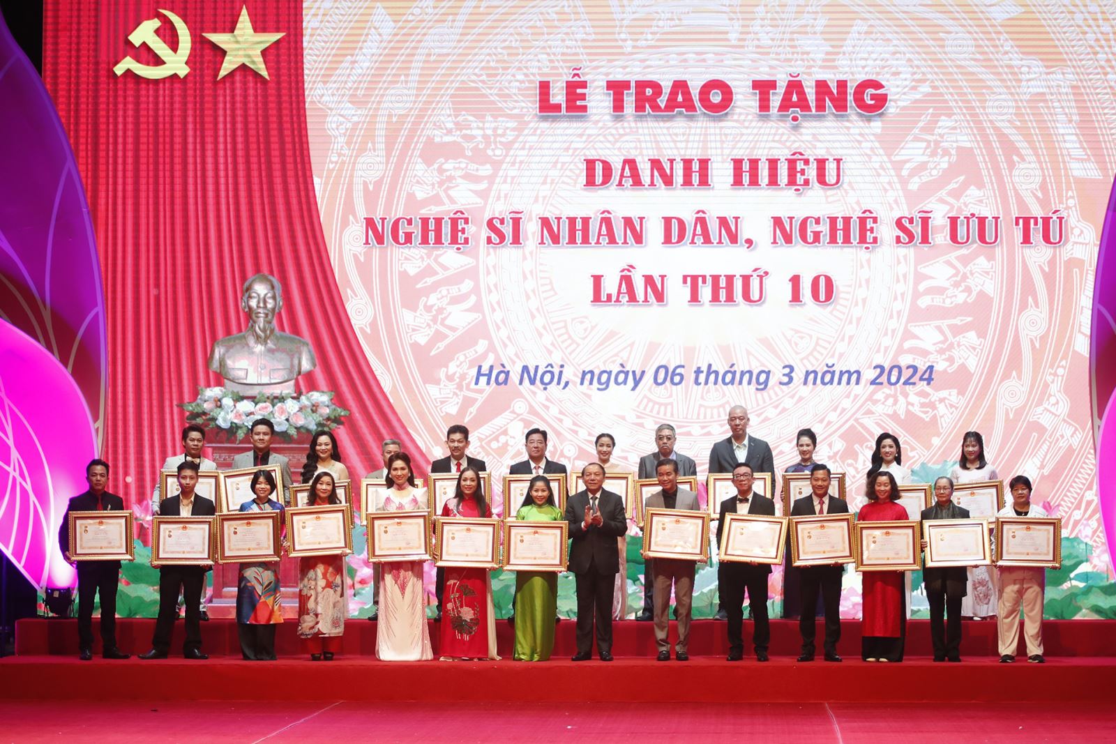 Bộ VHTTDL: Đẩy mạnh phong trào thi đua yêu nước, thực hiện thắng lợi các nhiệm vụ chính trị