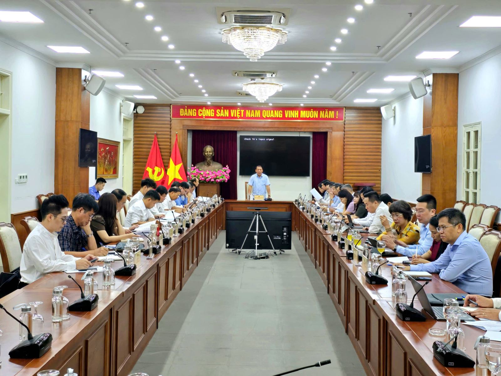 Bộ VHTTDL: Tập trung làm tốt vai trò kiến tạo chính sách, quyết liệt triển khai các nhiệm vụ của quý IV năm 2025