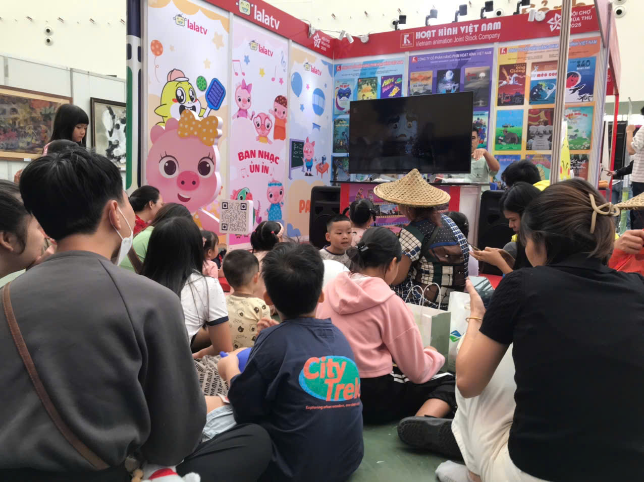 Hấp dẫn Phân khu Điện ảnh tại Hội chợ Mùa Thu lần thứ I- năm 2025