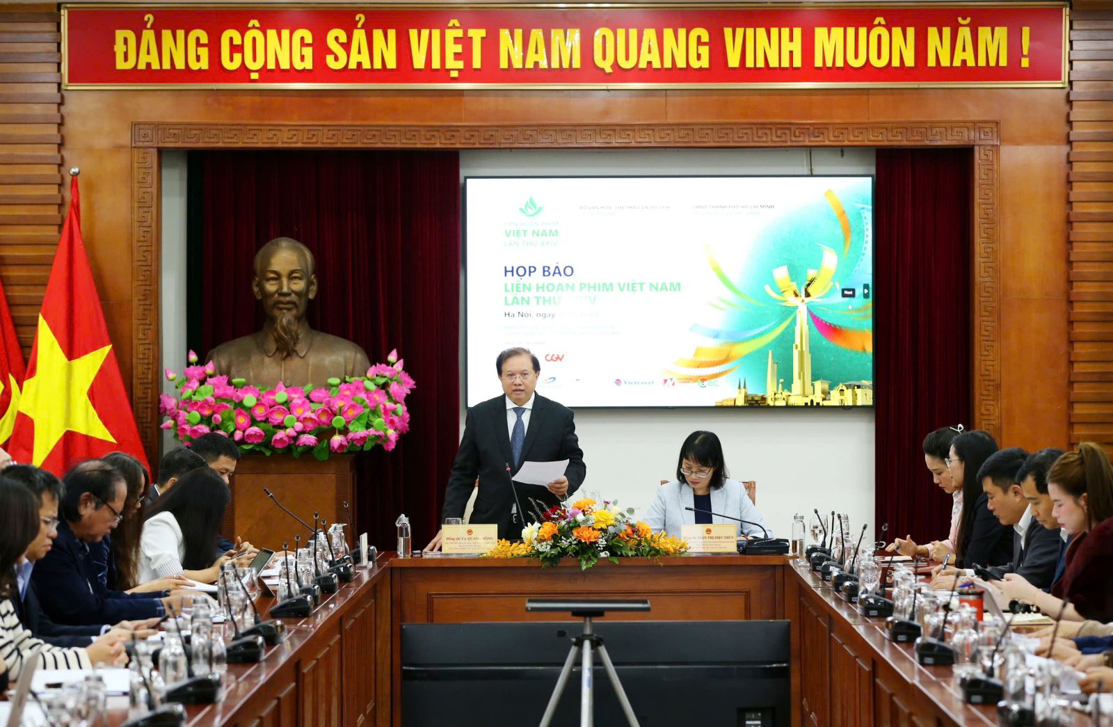 Liên hoan Phim Việt Nam lần thứ XXIV: Nhiều hoạt động ý nghĩa, thúc đẩy phát triển điện ảnh bền vững 