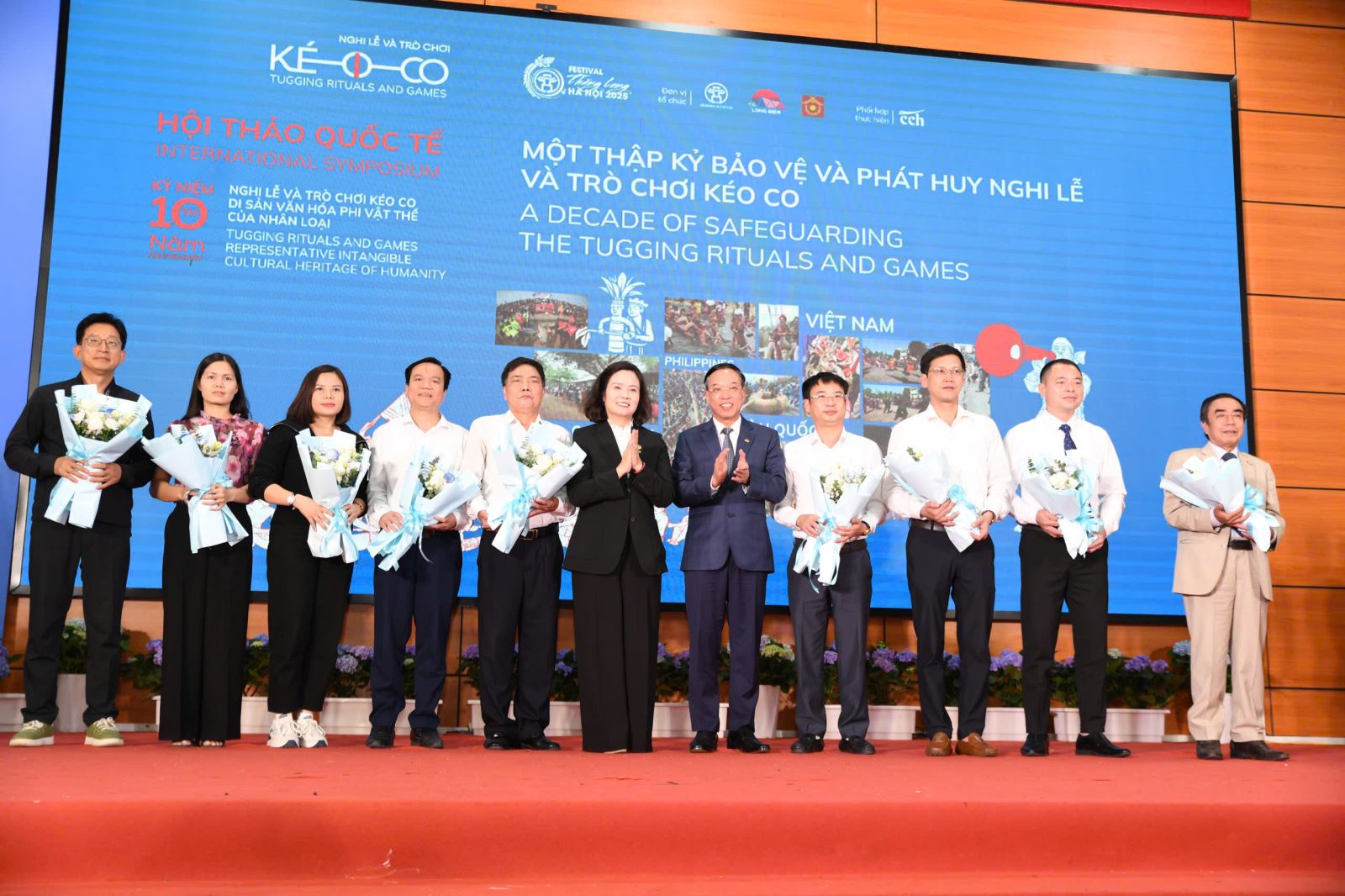 Hội thảo quốc tế “Một thập kỷ Bảo vệ và phát huy Nghi lễ và trò chơi Kéo co”